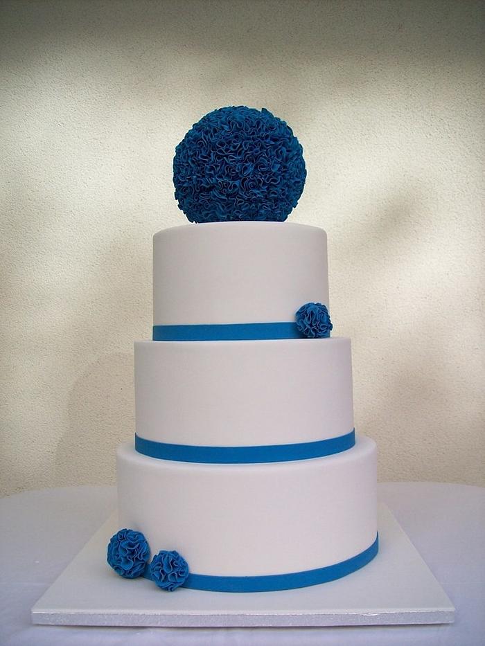 Blueish mood wedding cake