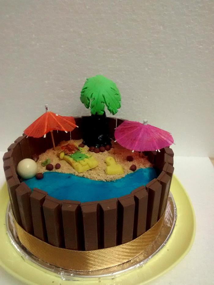 kitkat tub beach scene cake