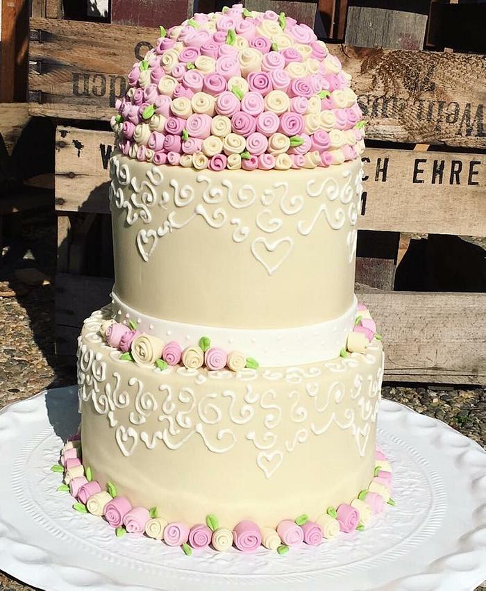 Wedding cake roses Vintage 