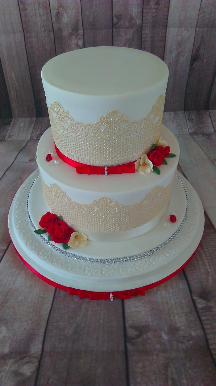 Simple white and red wedding cake 