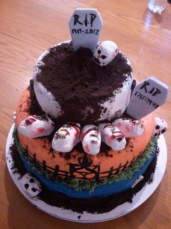 Creepy Halloween cake