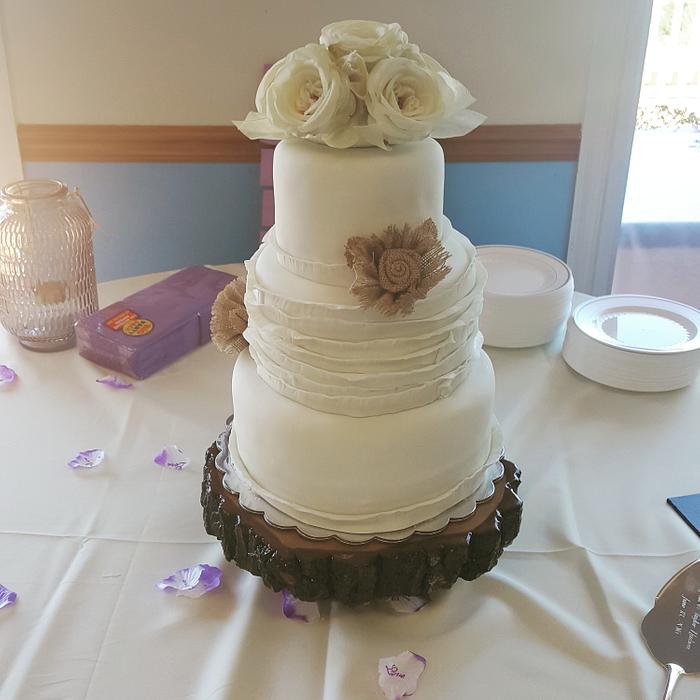 Rustic Chic Wedding Cake 