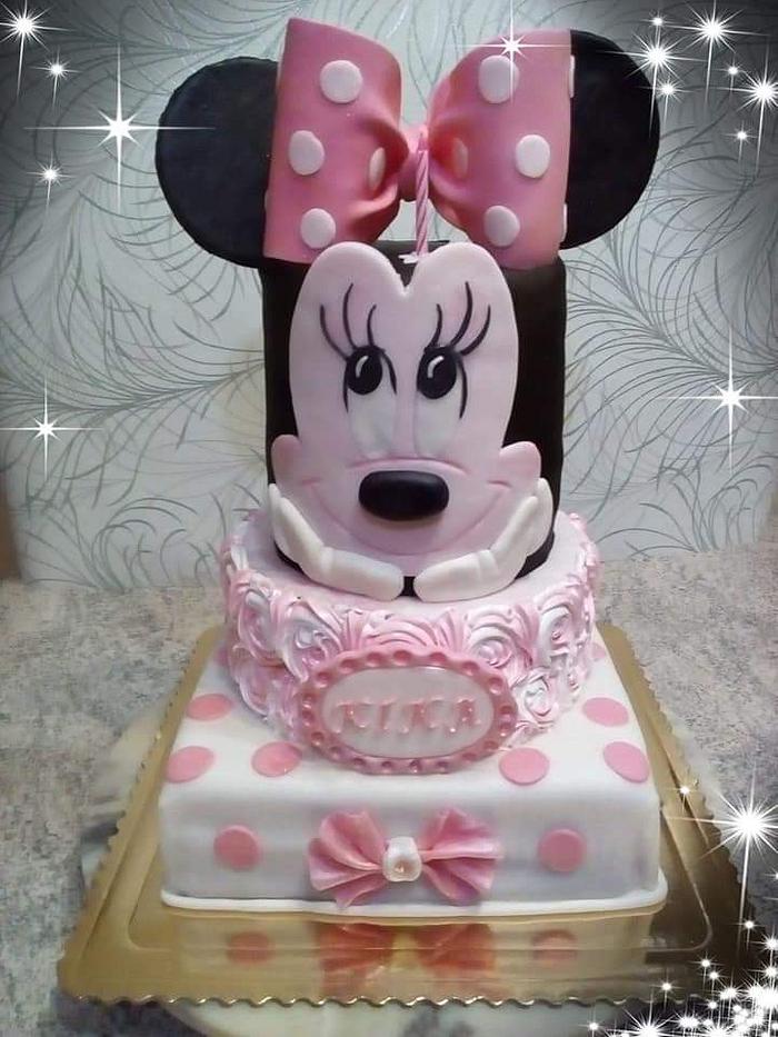 Minnie narodeninová torta