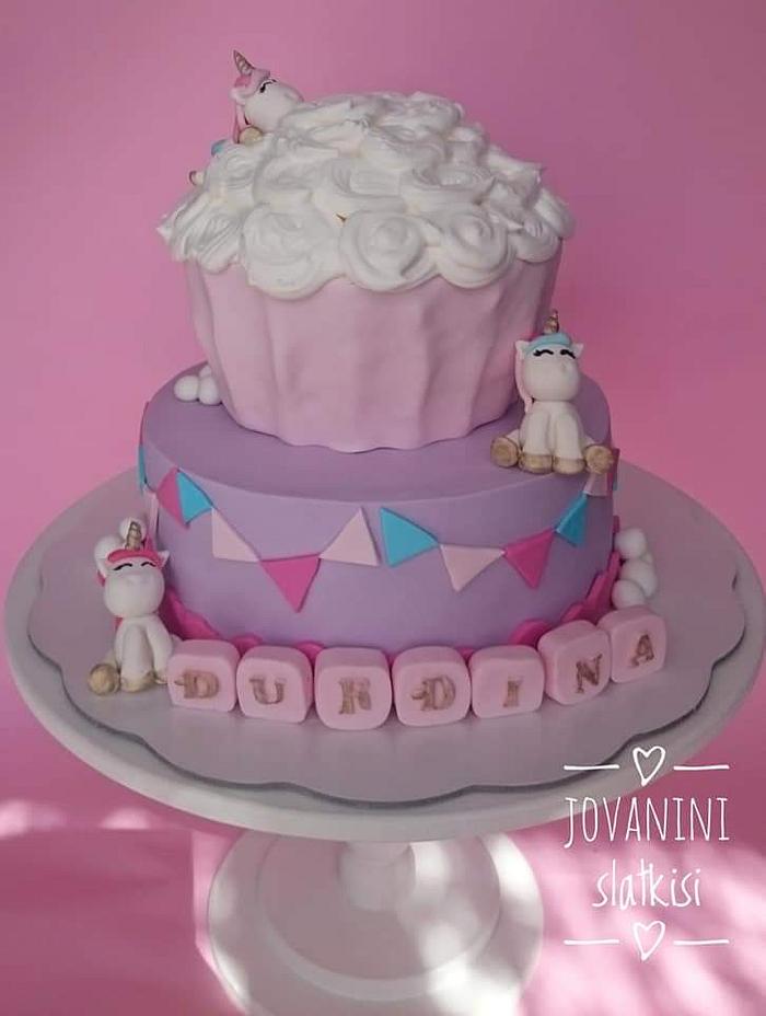 Sweet unicorn cake