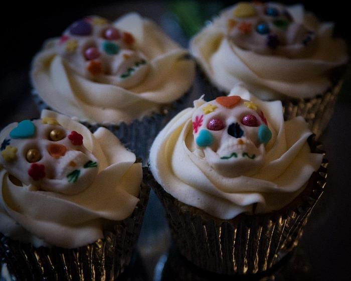 Day of the Dead cupcakes