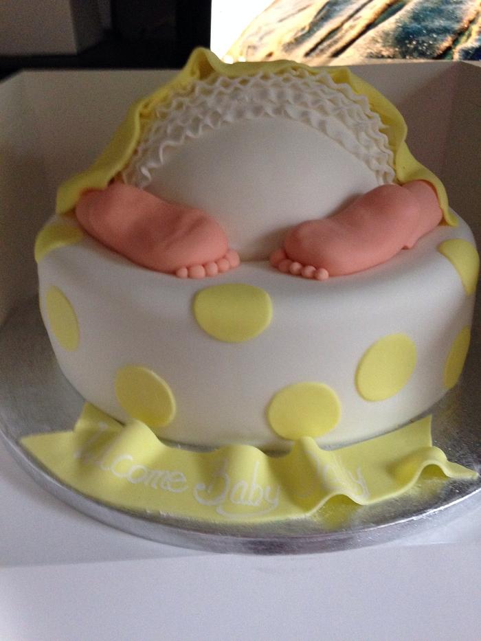 Baby shower cake