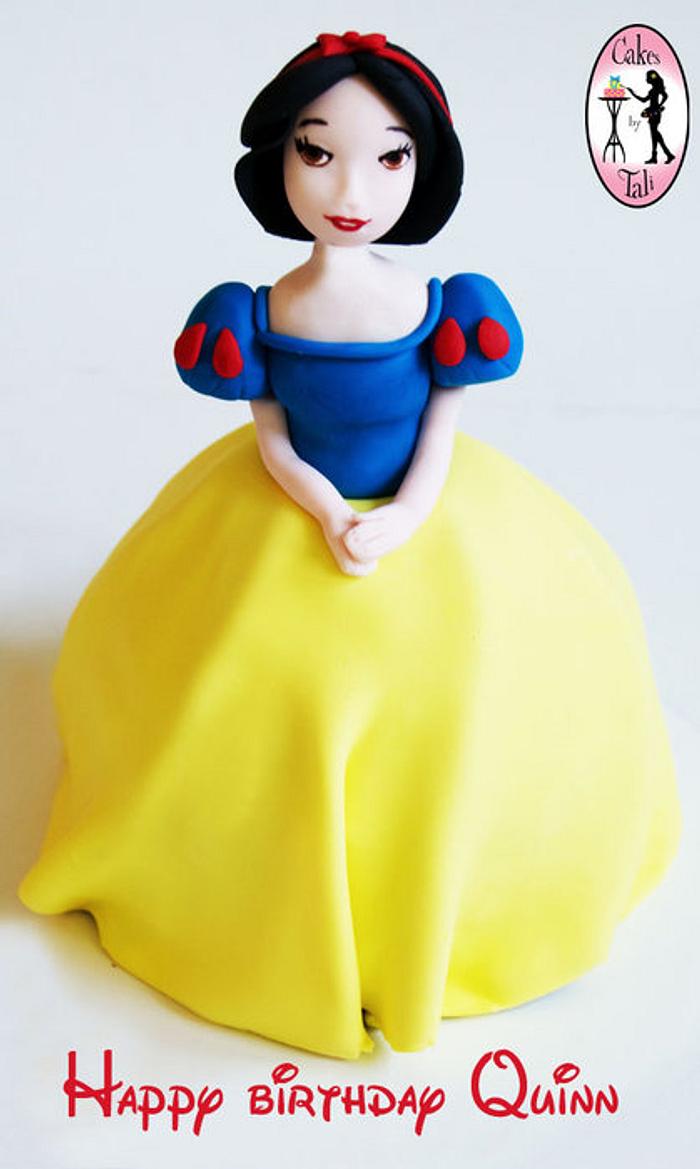 Snow White cake