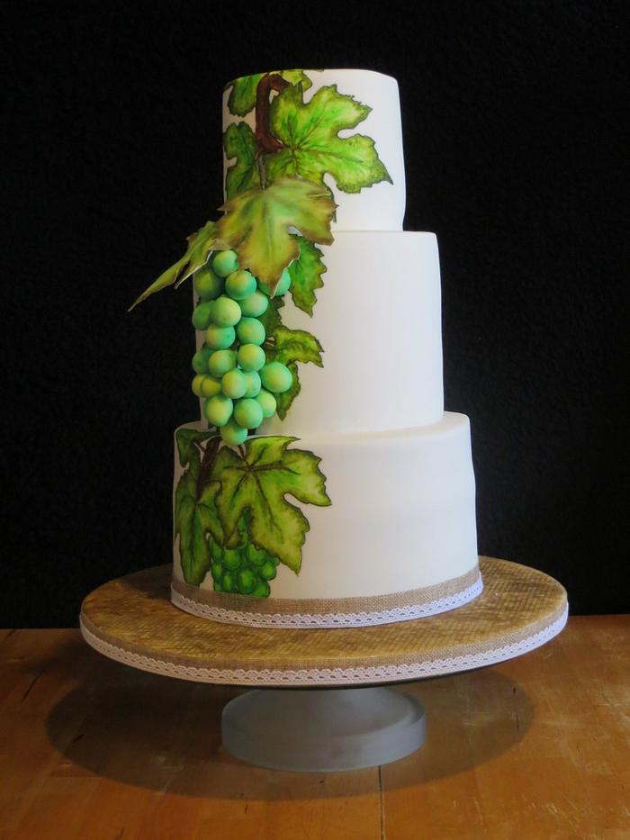 Grapevine wedding cake