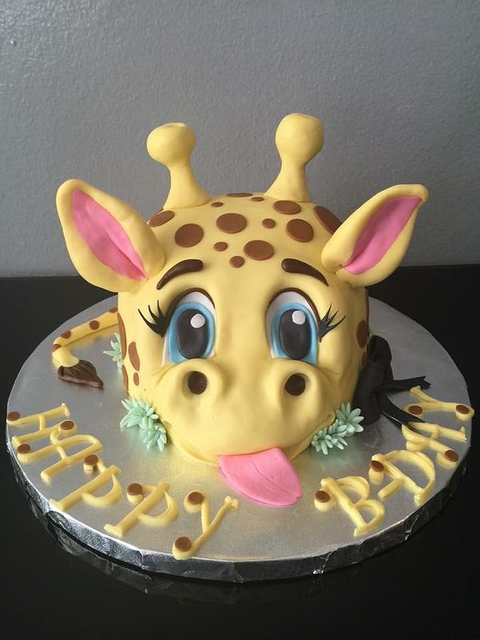 3D Giraffe Cake - Decorated Cake by GogasCakes - CakesDecor