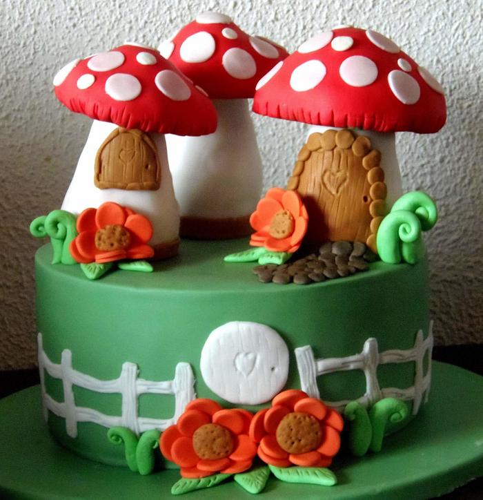 Toadstool cake 