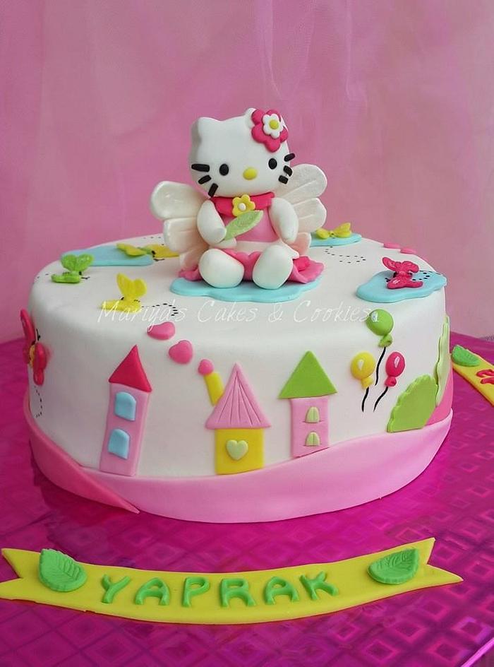 Hello Kitty cake