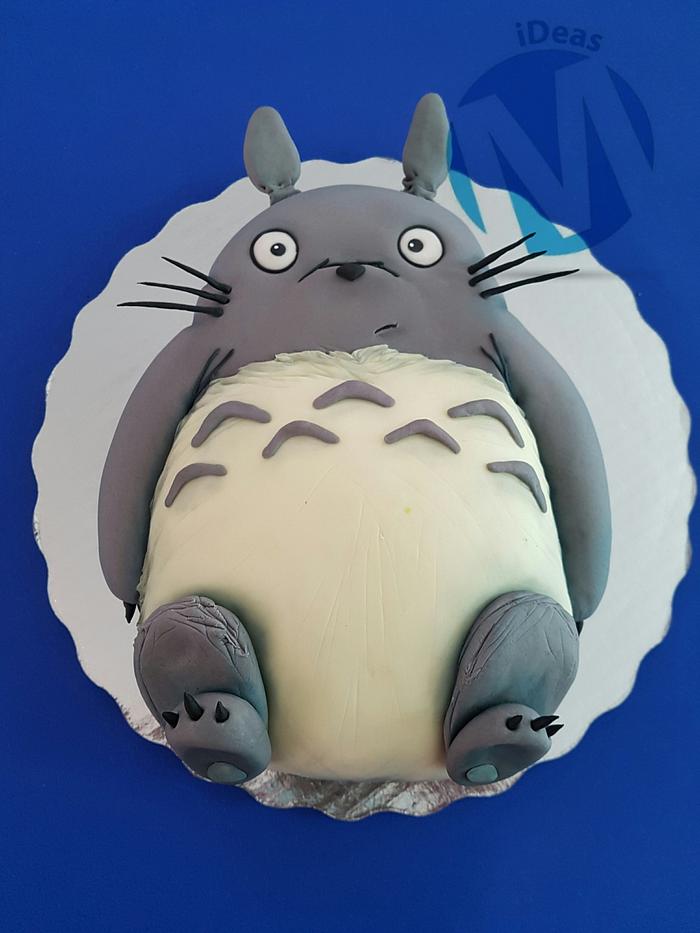 Totoro pop up cake