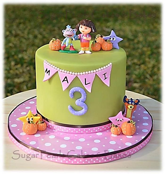 Dora the Explorer birthday cake 