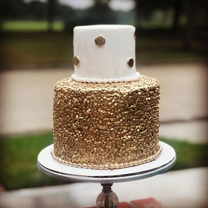 Golden sequins cake