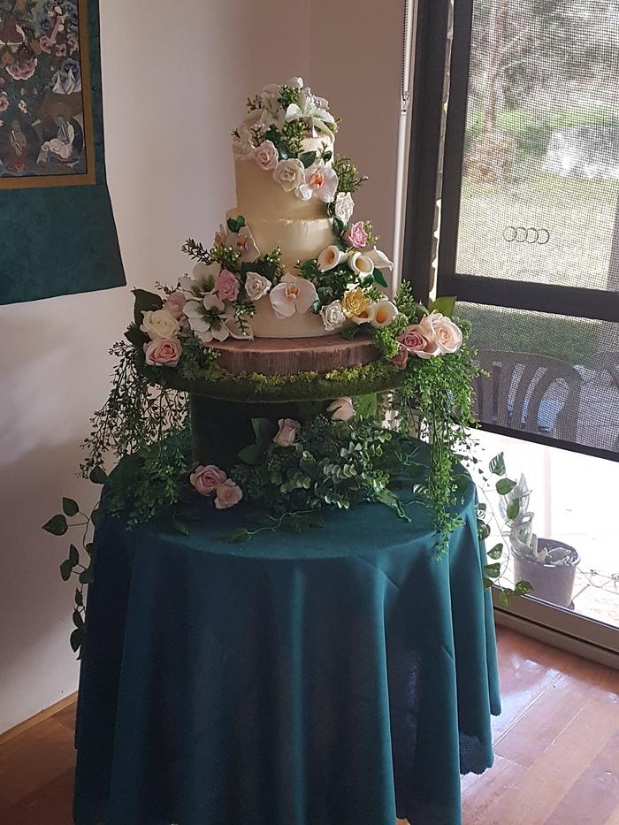 Forest themed wedding cake 