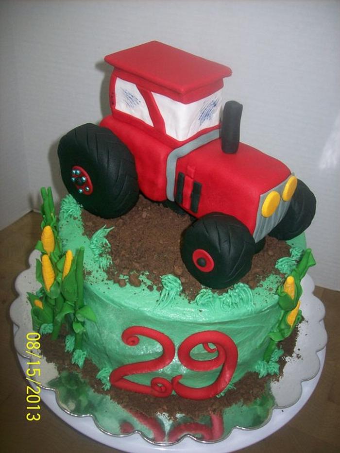 Tractor - International Harvester Cake