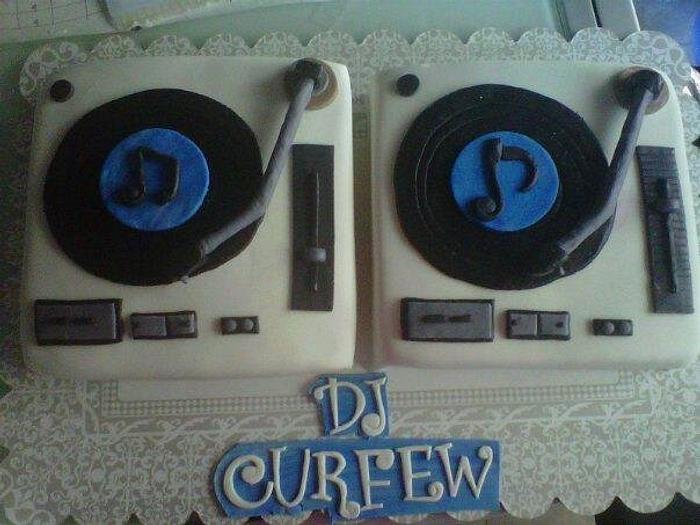 Special cake for a DJ