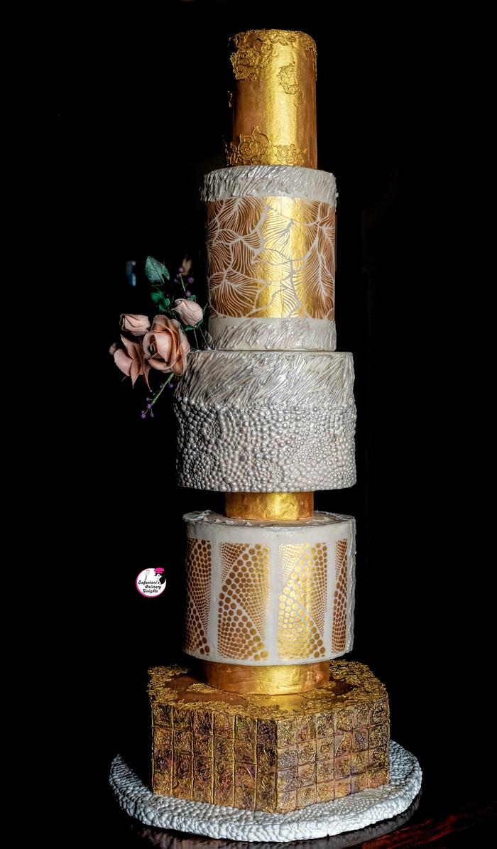 Gold & Beige Wedding Cake 