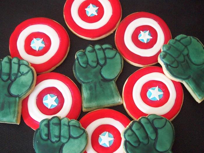 super heroes cookies