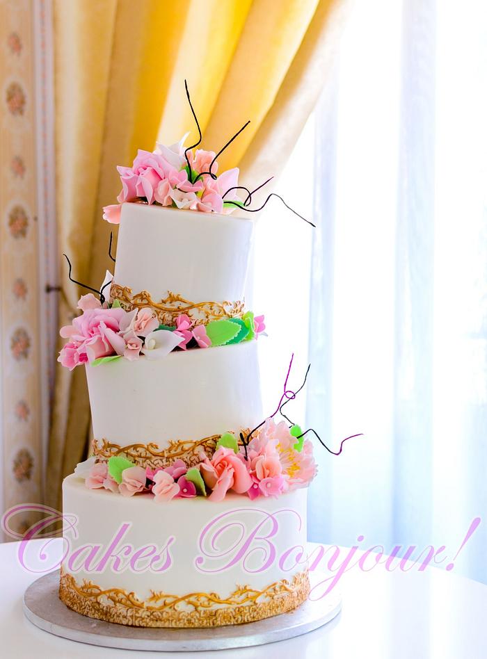 Elegant wedding cake!