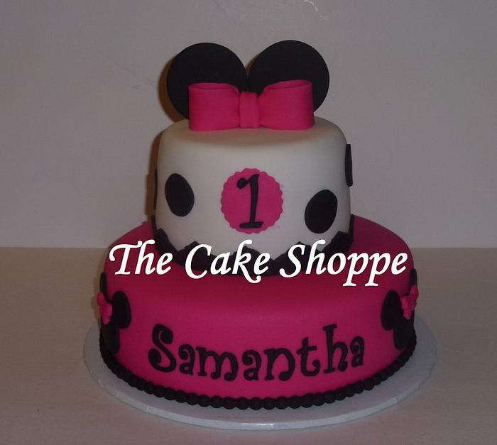 Minnie Mouse cake