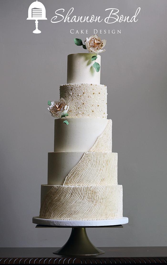 20 White Wedding Cake Ideas That Are Far From Boring
