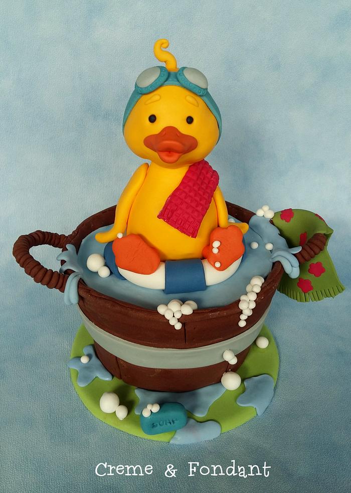 Ducky takes a bath.