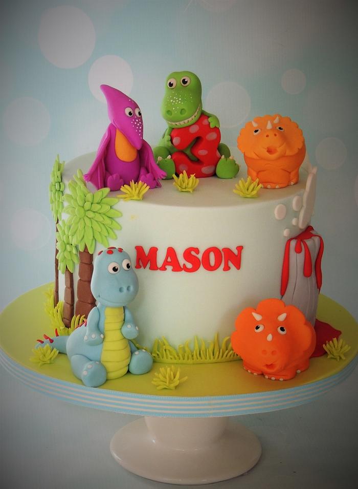 Dinosaur ROARRRRR - Decorated Cake by Shereen - CakesDecor