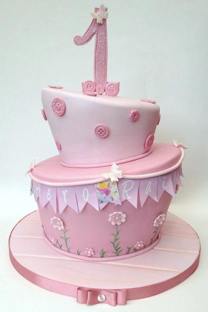 Topsy Turvy Bunting, Butterflies & Buttons Cake