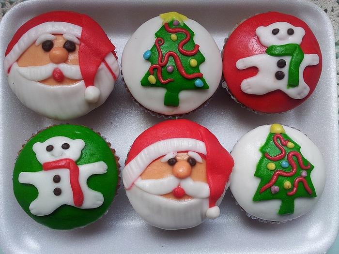 my cristmas cupcakes