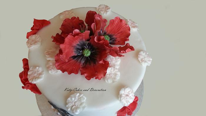 Wedding poppy cake