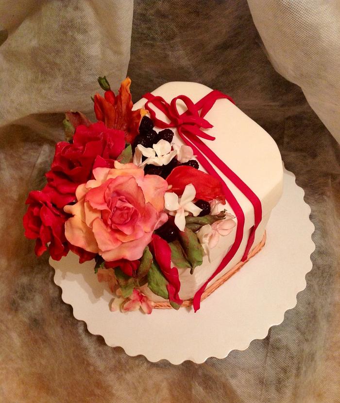  Cake with autumn leaves and flowers