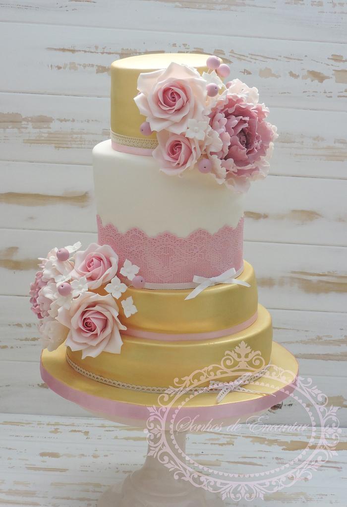 Lace and gold wedding cake