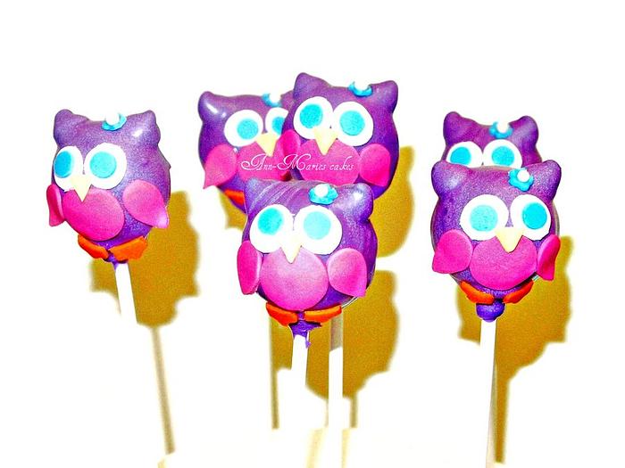 Owl cake pops