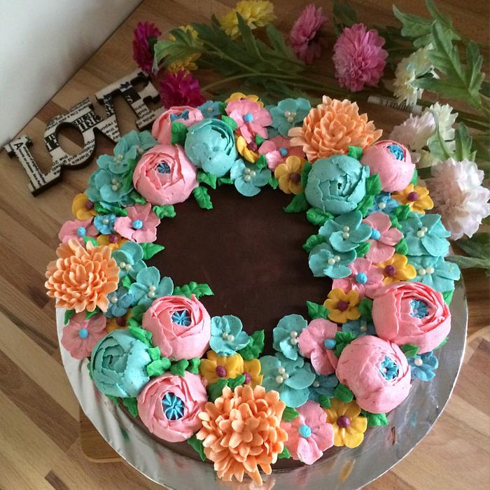 Florals Wreath Buttercream Cake