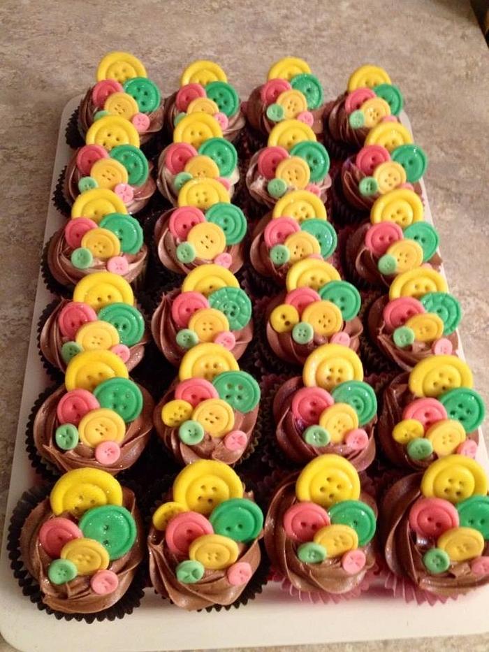 cute as a  button cupcakes