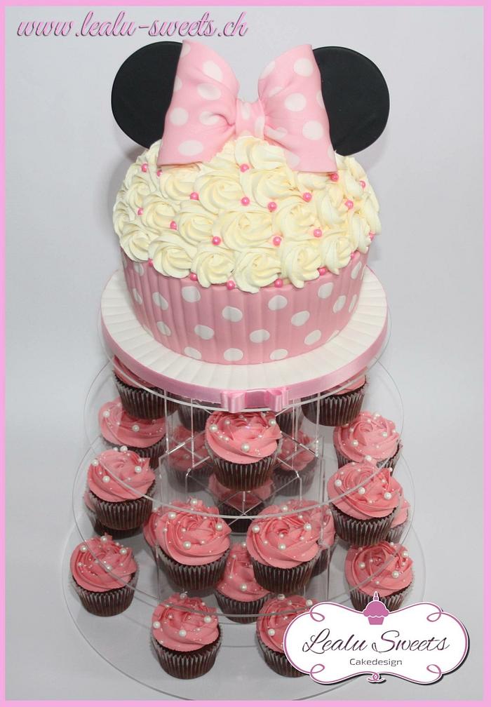 Minnie mouse ears Cupcake cake and cupcakes