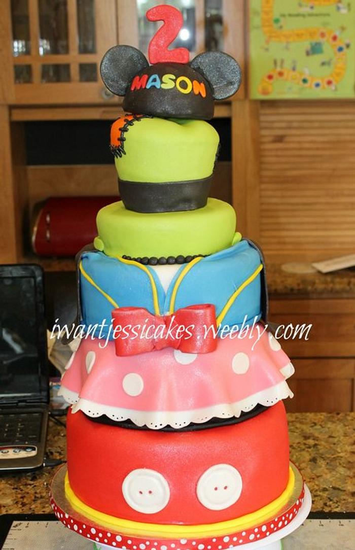 Mickey & friends cake