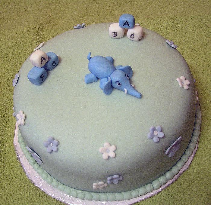 Cake  with a small elephant