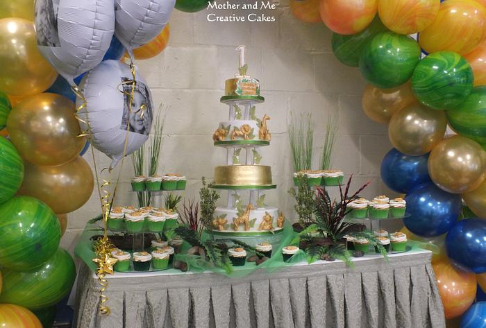 1st birthday Jungle cake and setting
