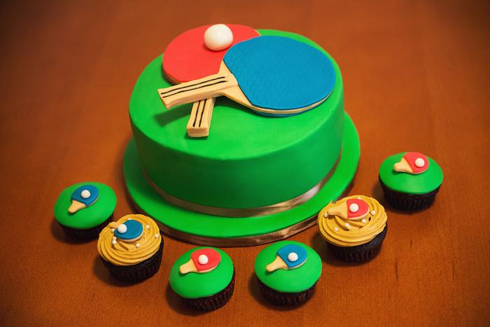 Ping pong cake & ping pong cupcakes