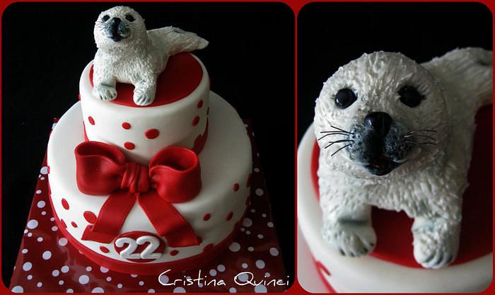 Cake baby seal