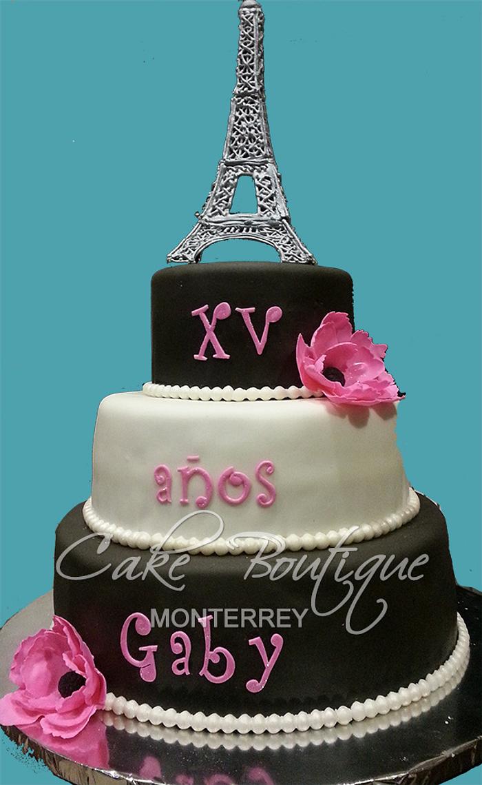 XV Años Paris Cake