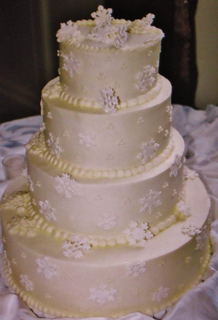 Snowflake buttercream wedding cake