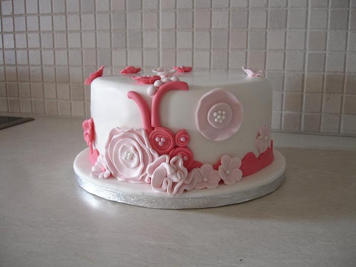Pink flowers cake
