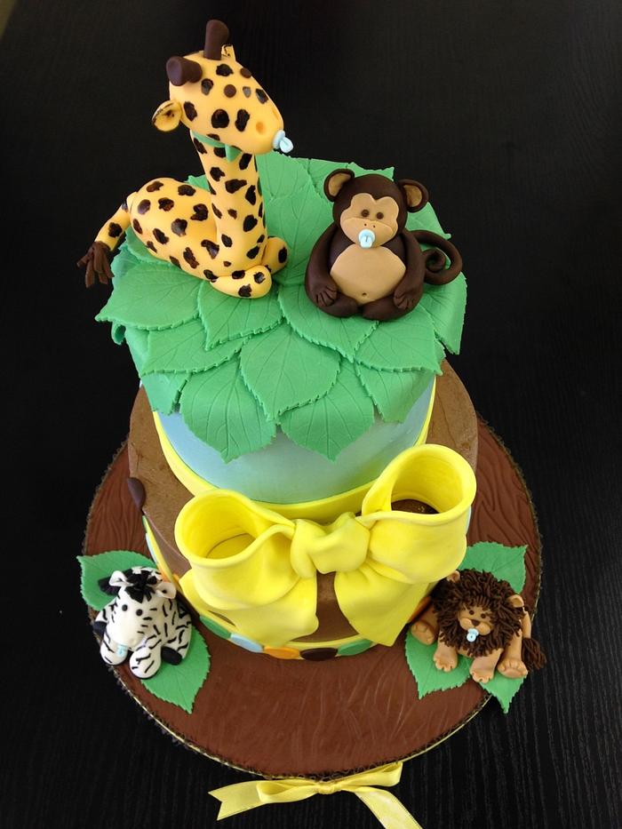 Baby animal jungle cake 