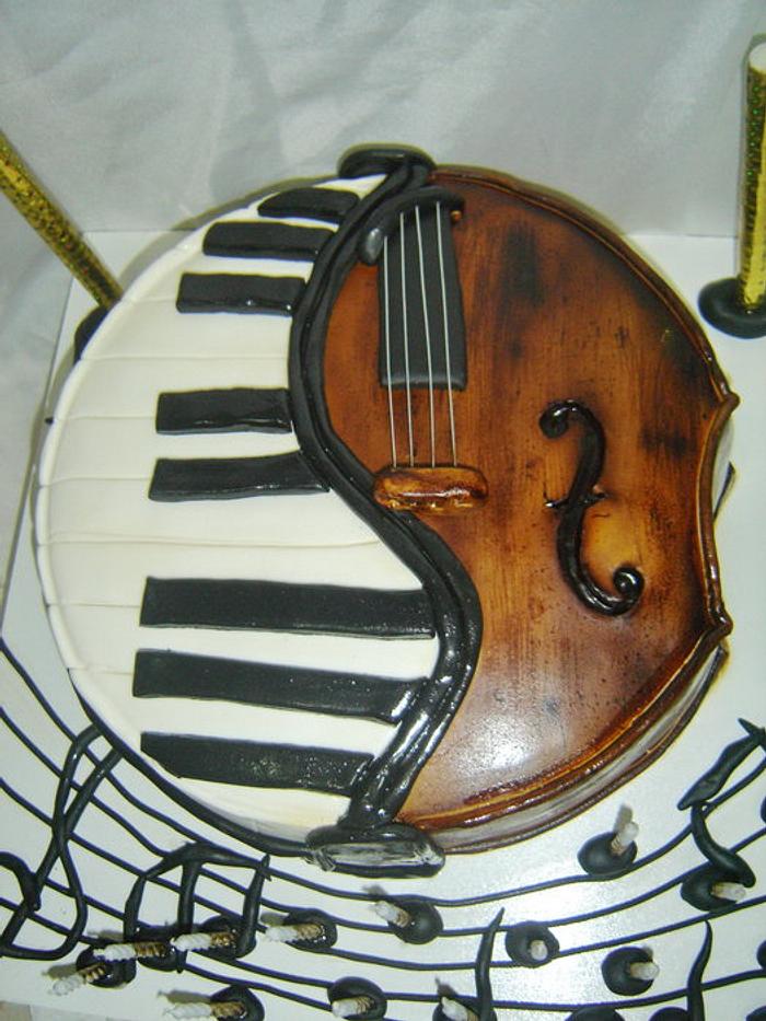 Cello - Decorated Cake by Witty Cakes - CakesDecor