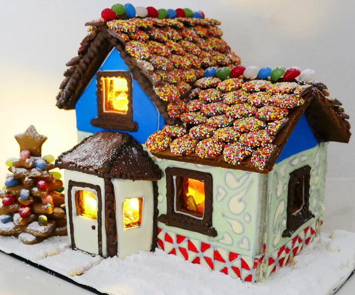 Gorgeous Gingerbread House
