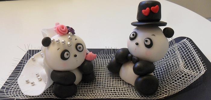 Pandas wedding cake topper