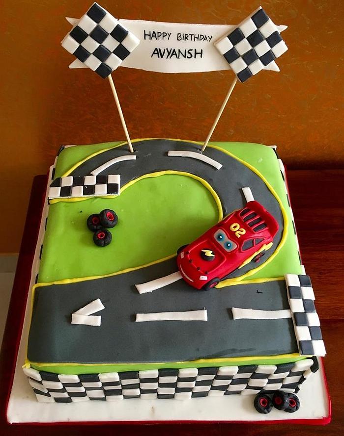 A Car themed cake!